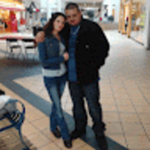 Meet your Posher, Lora